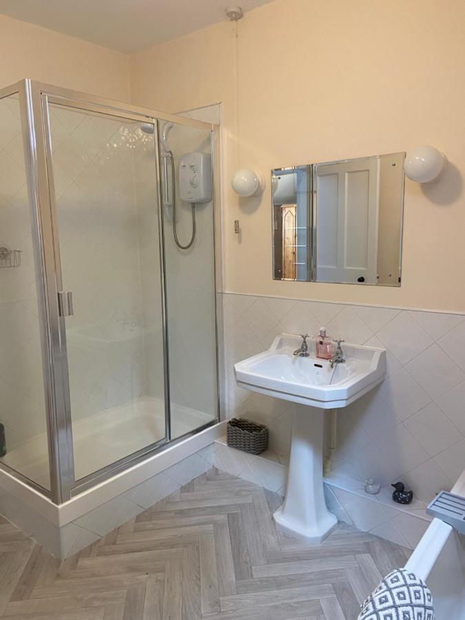 Fabulous 2 Bedroom House Just Outside Edinburgh Auchendinny Exteriör bild